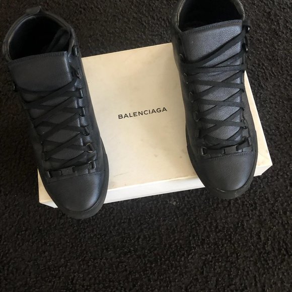 HIGH BRAND TOPSHELF AIR JORDANS;GUCCI;BALENCIAGA main image 5